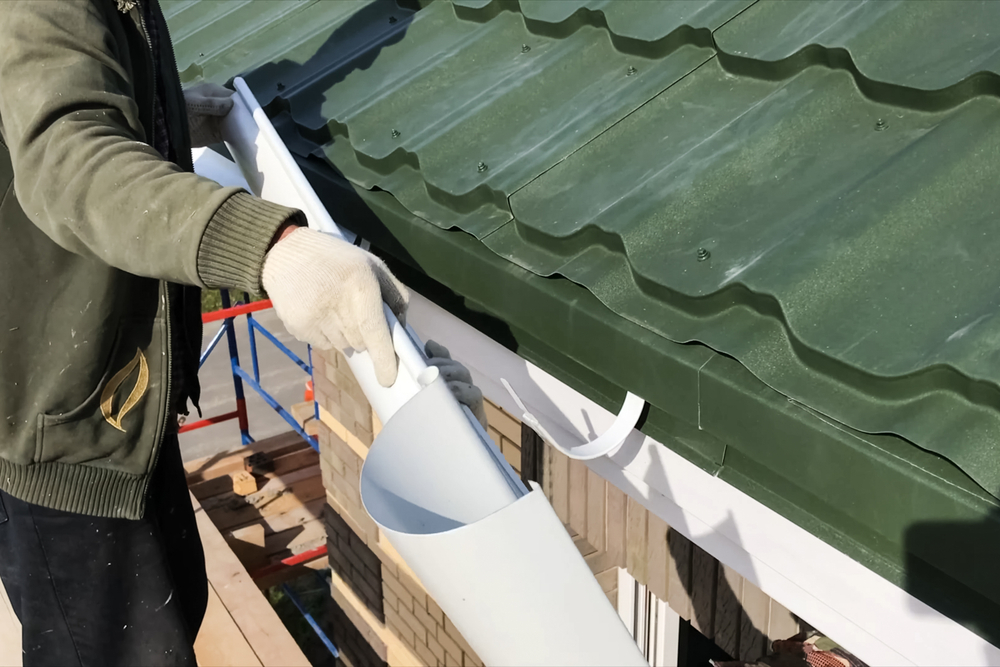 spouting maintenance to prevent roof leaks