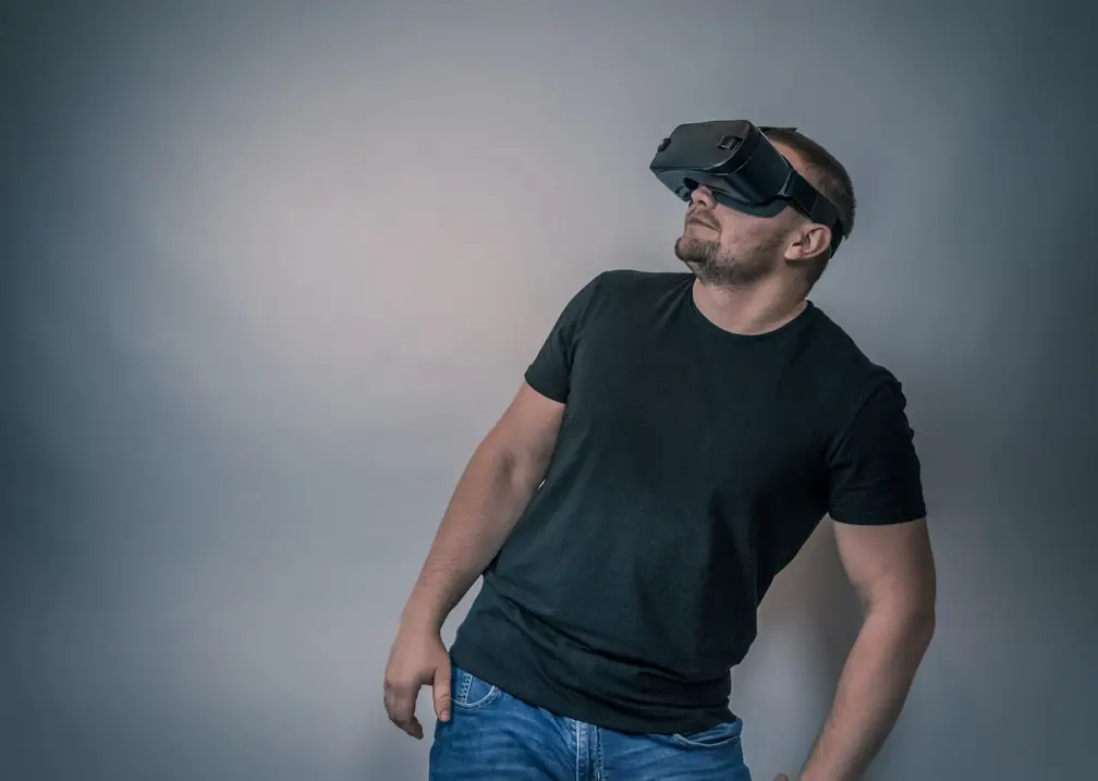 guy using virtual reality in Sydney